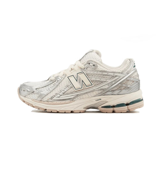 New Balance 1906R Silver Metallic Cream