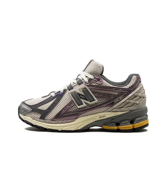 New Balance 1906R Licorice